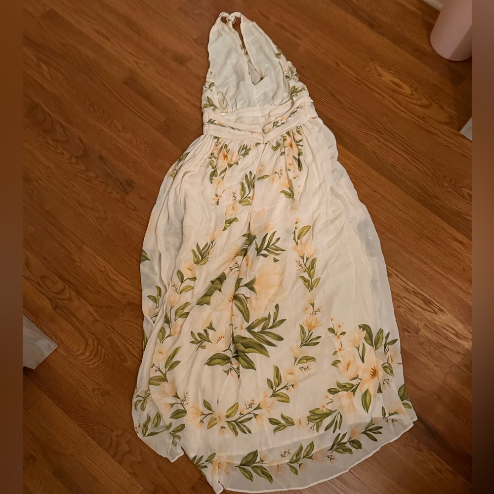 FARM Rio Yellow and White Halter Sundress - Picture 5 of 9